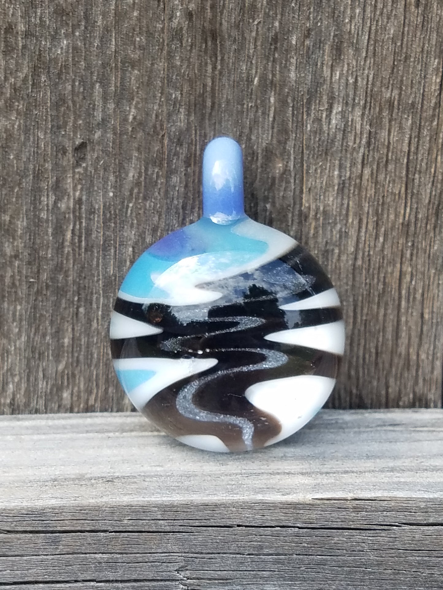 Zig-Zag Pendant - Blue, White, and Pink UV