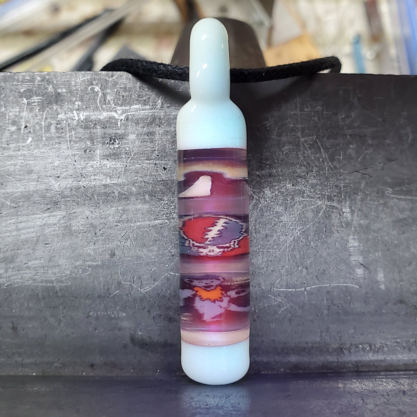 Encapsuled Milli Pendant - Glow N The Dark - Greatful Dead UV