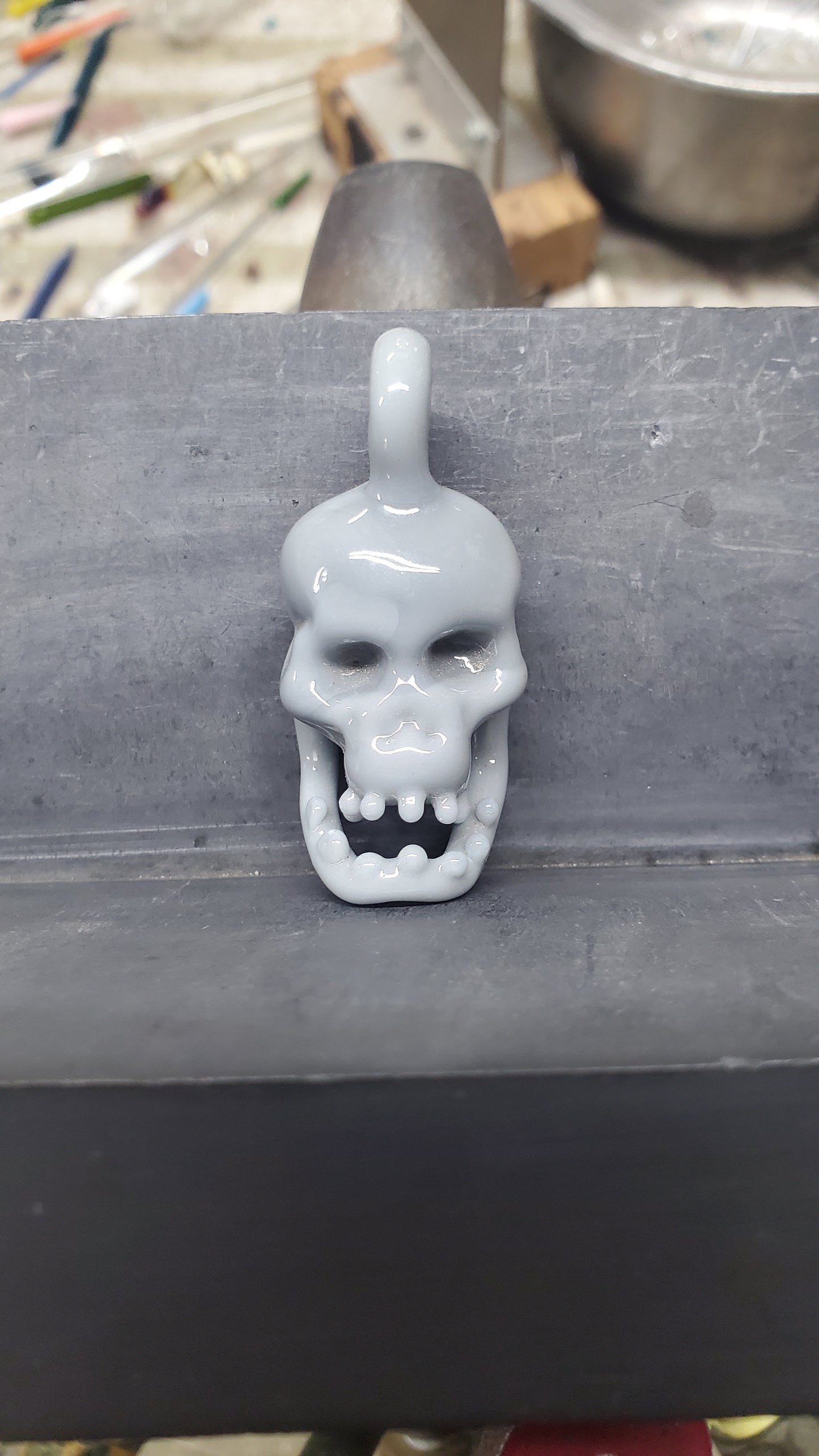 Skull Pendant - Grey