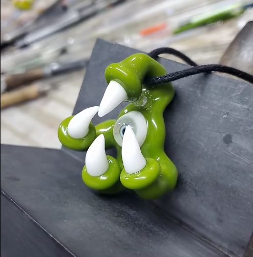 Demon Claw Pendant - Timber