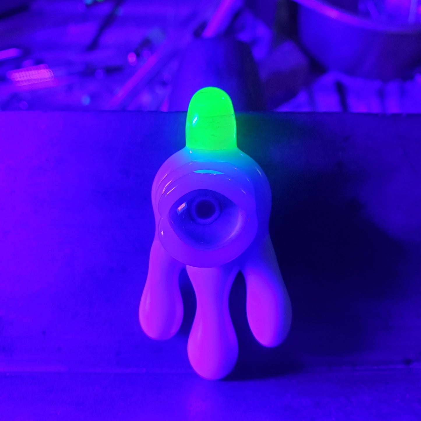 Drippy Eye Pendant - Ether, Kiwi, and Ion UV