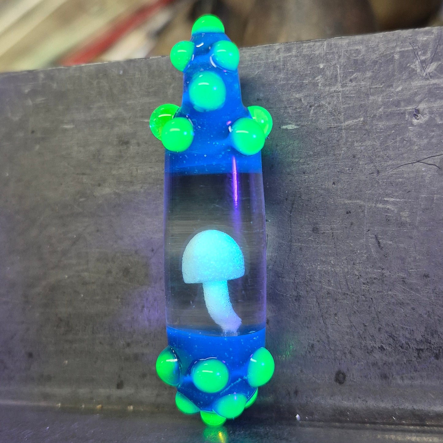 Encapsuled Mushroom Pendant - Atomic Stardust UV Green Ion UV Glow in the Dark Mushroom